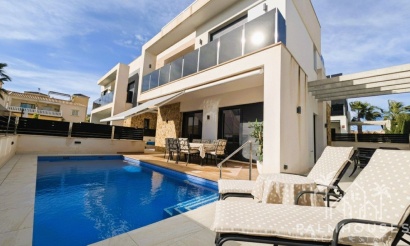 Villa - Resale - Orihuela - Los Dolses