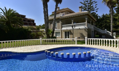 Villa - Resale - Orihuela - Villamartin
