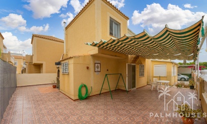Villa - Resale - Torrevieja - El limonar