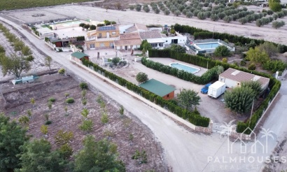 Villa - Resale - Villena - Inland