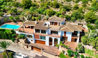 Villa - Revente - Denia - Denia Centro