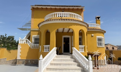 Villa - Revente - Orihuela - Orihuela Centro