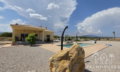 Villa - Revente - Pinoso - Inland