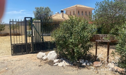 Villa - Revente - Urcal - Inland