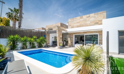 Villa - Venta - Algorfa - La Finca Golf