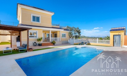 Villa - Venta - Ciudad De Las Comunicaciones - ML76401