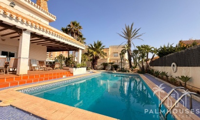 Villa - Venta - La Manga del Mar Menor - Costa Calida
