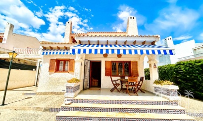 Villa - Venta - La Zenia - Costa Blanca