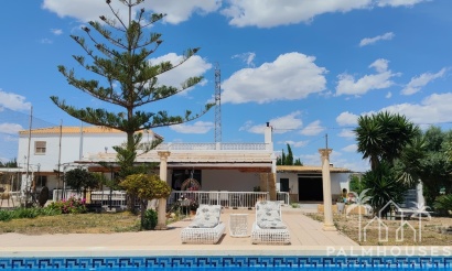 Villa - Venta - Los Montesinos - Costa Blanca