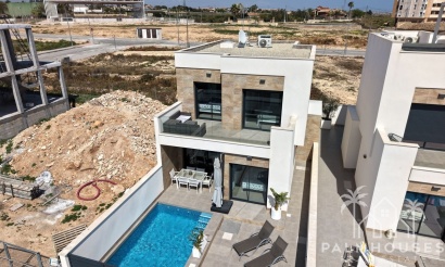 Villa - Venta - Los Montesinos - Los Montesinos Centro