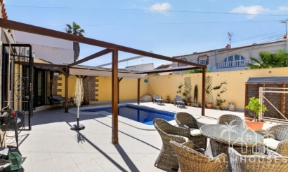 Villa - Venta - Torrevieja - Costa Blanca