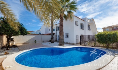Villa - Venta - Torrevieja - La Siesta