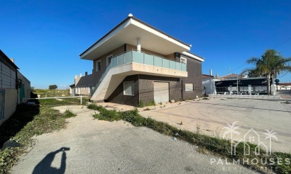 Villa - Venta - Torrevieja - La Siesta