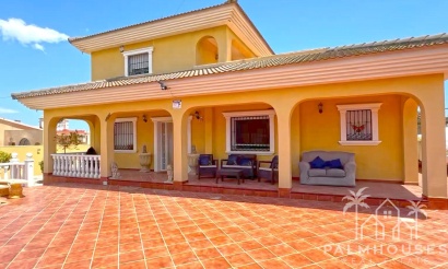 Villa - Venta - Torrevieja - Los Balcones