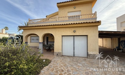 Villa - Venta - Torrevieja - Torrevieja Centro