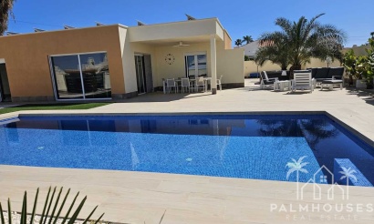 Villa - Venta - Torrevieja - Torrevieja Centro
