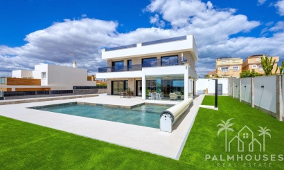 Villa - Venta - Torrevieja - Torrevieja Centro