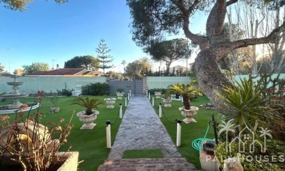 Venta - Villa - Dehesa De Campoamor - Campoamor
