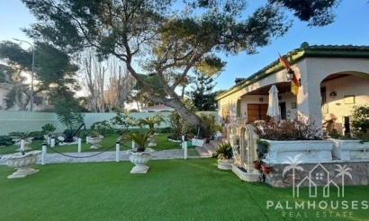 Venta - Villa - Dehesa De Campoamor - Campoamor