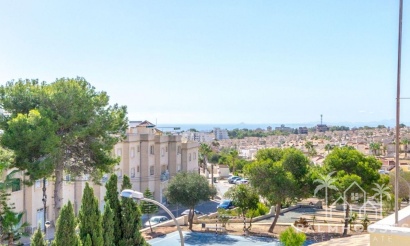 Herverkoop - Villa - Orihuela Costa - Villamartin