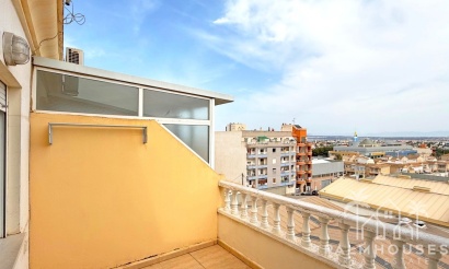 Resale - Apartments - Torrevieja