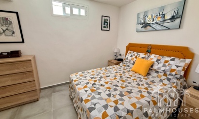 Herverkoop - Villa - Elche - Center