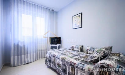 Resale - Apartments - Torrevieja - Paseo maritimo
