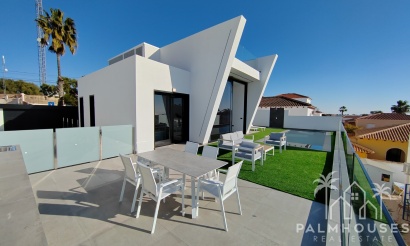 Venta - Villa - Torrevieja - Los Balcones
