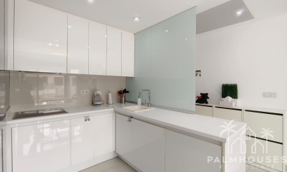 Revente - Apartment - Mil Palmeras
