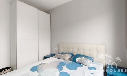 Revente - Apartment - Mil Palmeras