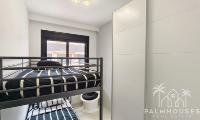 Revente - Apartment - Mil Palmeras
