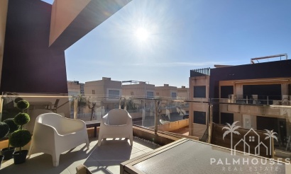 Revente - Apartment - Mil Palmeras