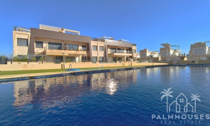 Revente - Apartment - Mil Palmeras