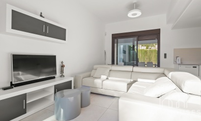 Venta - Villa - Algorfa