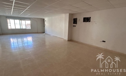 Resale - Commercial - Jacarilla