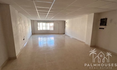 Resale - Commercial - Jacarilla