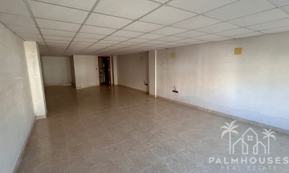 Resale - Commercial - Jacarilla