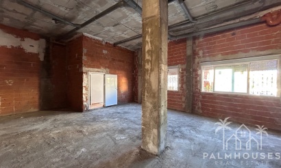 Resale - Commercial - Jacarilla