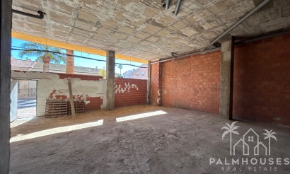 Resale - Commercial - Jacarilla