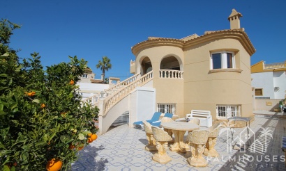 Resale - Villa - Orihuela Costa