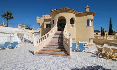 Resale - Villa - Orihuela Costa