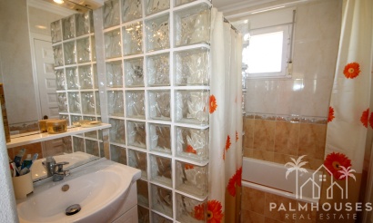 Resale - Villa - Orihuela Costa
