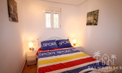 Resale - Villa - Orihuela Costa