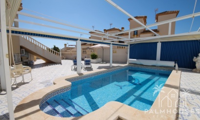 Resale - Villa - Orihuela Costa