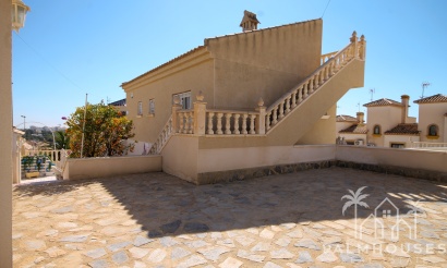 Resale - Villa - Orihuela Costa
