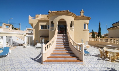 Resale - Villa - Orihuela Costa