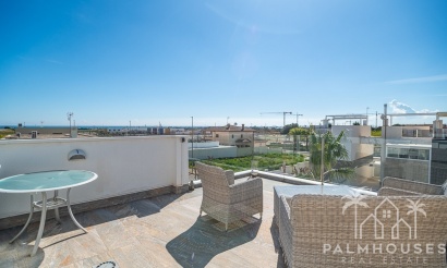 Resale - Villa - Pilar de La Horadada - Pilar de la Horadada