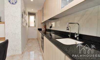 Resale - Villa - Villamartin