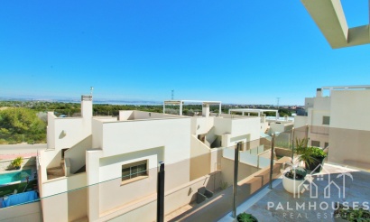 Resale - Villa - Villamartin