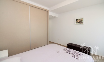 Resale - Villa - Villamartin